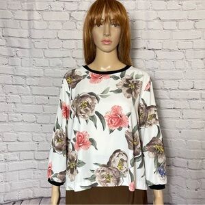 Westmoon Knit Trim 3/4 Sleeve Floral Top Size L